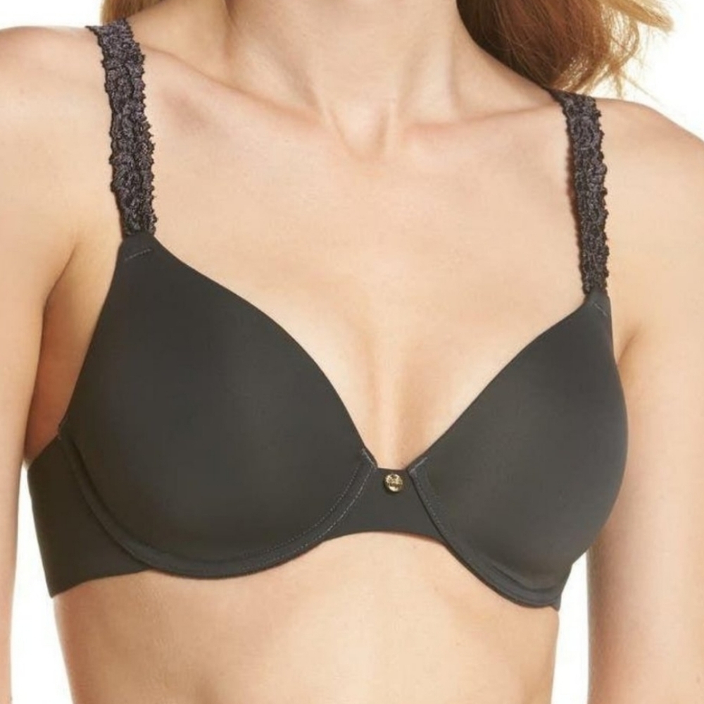 Natori bra black molded foam cup